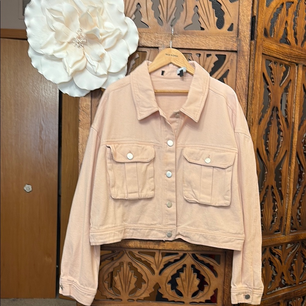 Lulu's Blush Cropped Denim Jacket with Front Pockets